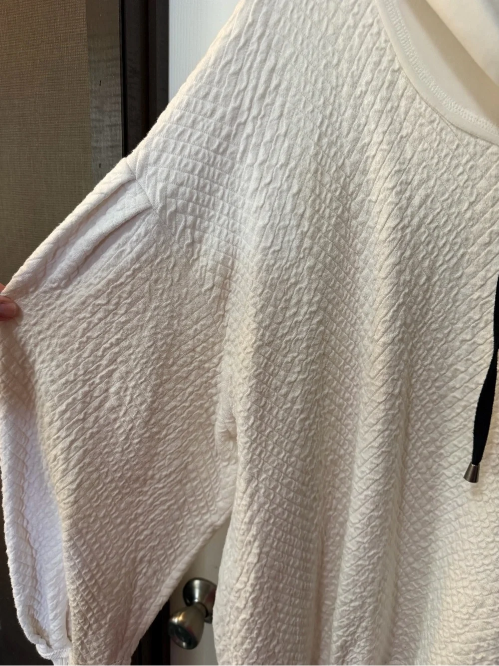 Free People Off White Textured Cowl Neck Hoodie Sweater Boho Cozy Sz L